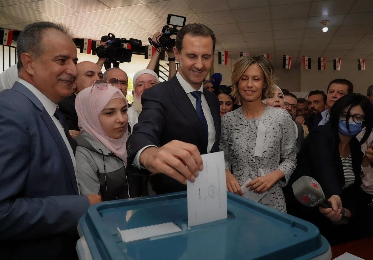 مع بدء الانتخابات السورية.. مسؤول أمريكي يكشف إمكانية التطبيع مع النظام السوري وحظوظ منافسي بشار الأسد بالفوز