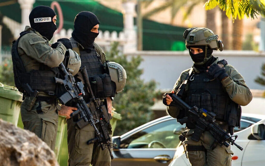 الجيش الإسرائيلي يتحدث عن تحركات مشبوهة شمال قطاع غزة.. وإغلاق ميناء يافا بعد اكتشاف صاروخ في المياه