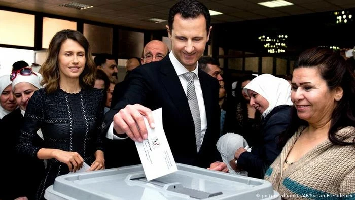 بشار الأسد واثنين آخرين يتقدمون بترشحهم لرئاسة الجمهورية السورية
