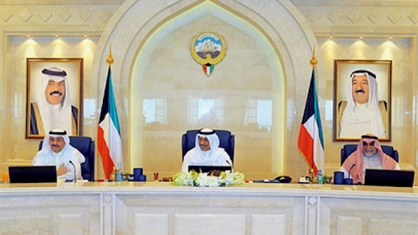خبر مفرح للكويتين.. مجلس الوزراء في الكويت يصدر قراراً منتظراً والتطبيق مع أول أيام العيد