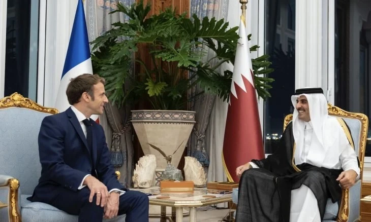 ماكرون يناقش مع أمير قطر قضايا إقليمية ويؤكد ما على الحكومة اللبنانية أن تقوم به