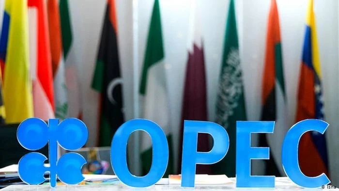 الدول النفطية في مجموعة "أوبك+" تتوصل لاتفاق وتكشف حصة الإمارات والسعودية وروسيا وباقي الدول من النفط اليومي