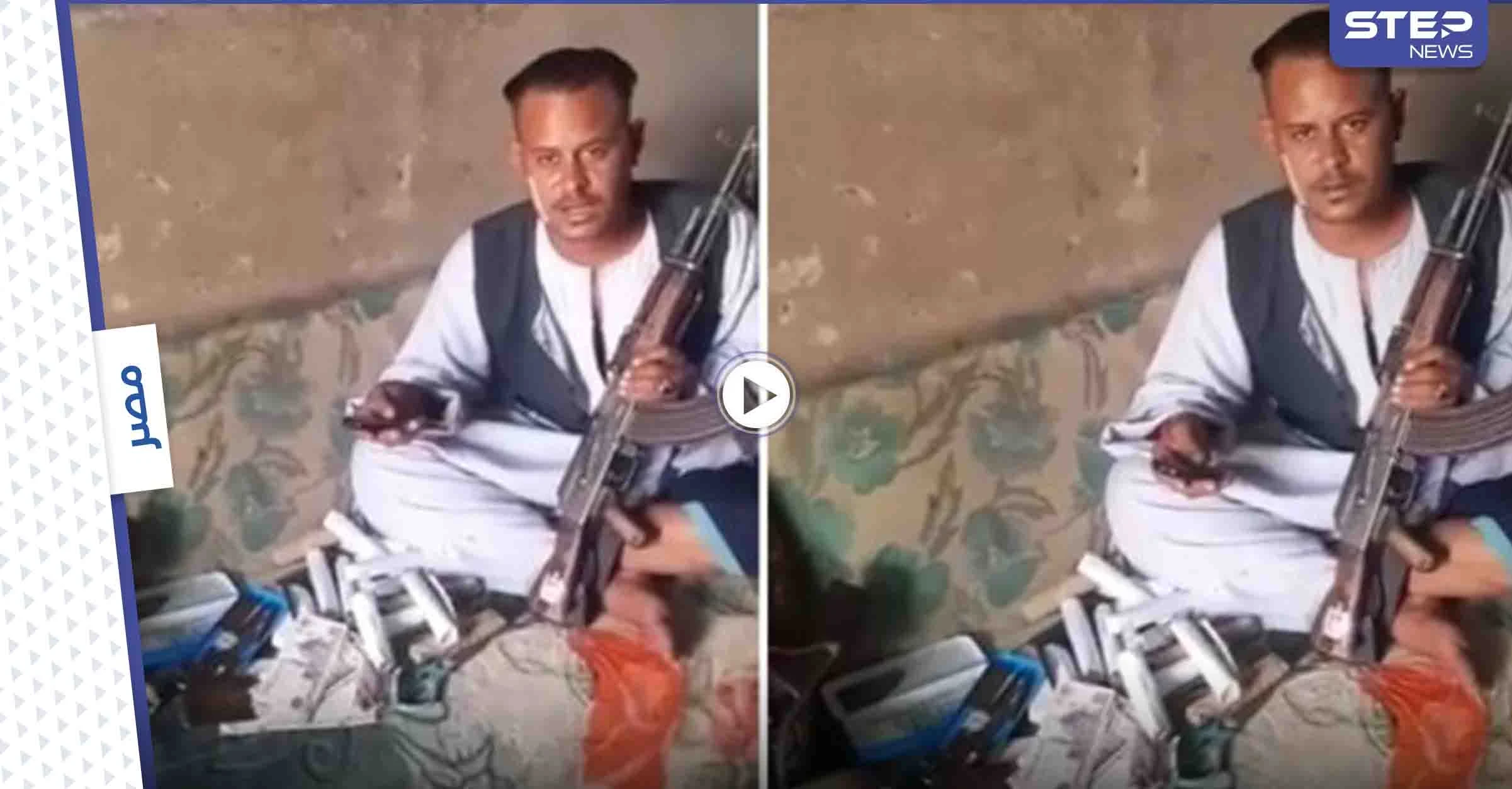 بالفيديو|| "كل حاجة موجودة وبالكمية اللي إنت عايزها".. رجل يروّج الممنوعات على أنها بروتوكول علاج فيروس كورونا ويثير الجدل