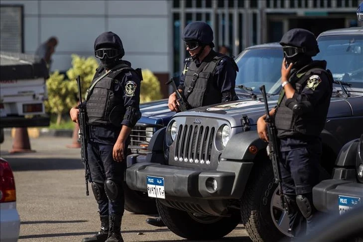الداخلية المصرية تعلن رفع الحالة الأمنية للدرجة القصوى.. وتصدر بياناً بشأن احتفالات رأس السنة