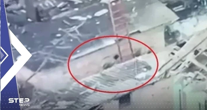 طائرة درون أوكرانية توثق مشهداً "صادماً" لما فعله جنود روس بقائدهم الجريح (فيديو)