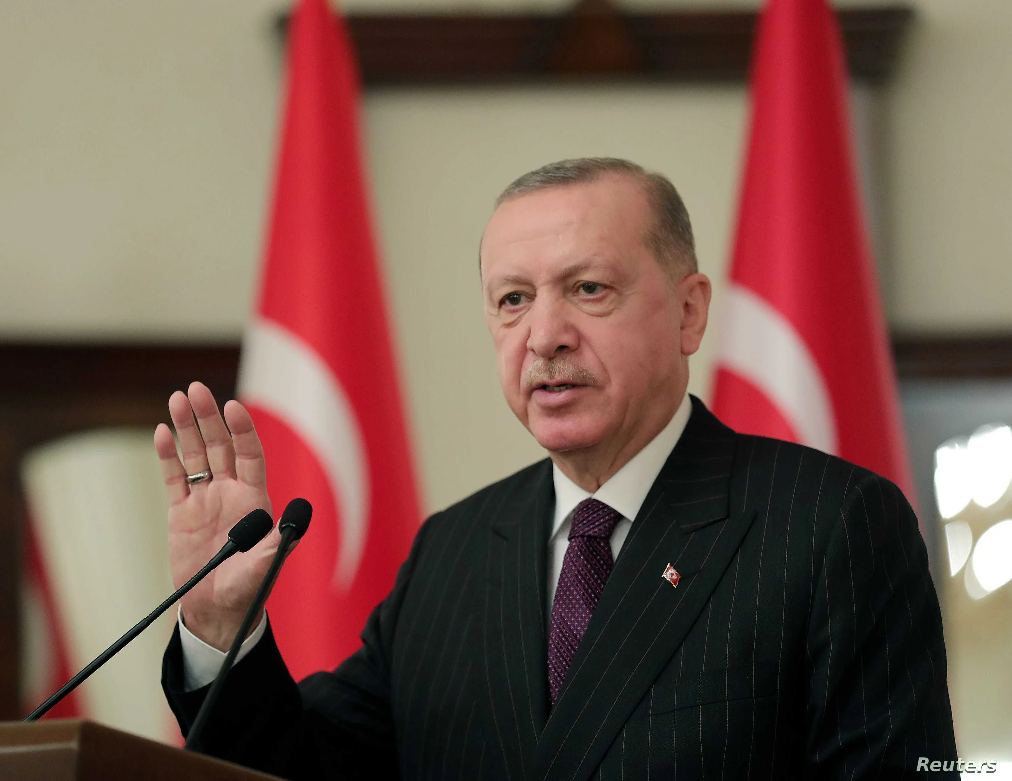 لأوّل مرّة في تاريخها.. أردوغان يكشف تصدير بلاده طائرات مسيرة إلى الاتحاد الأوربي ورئيس دولة أوروبية يشكره