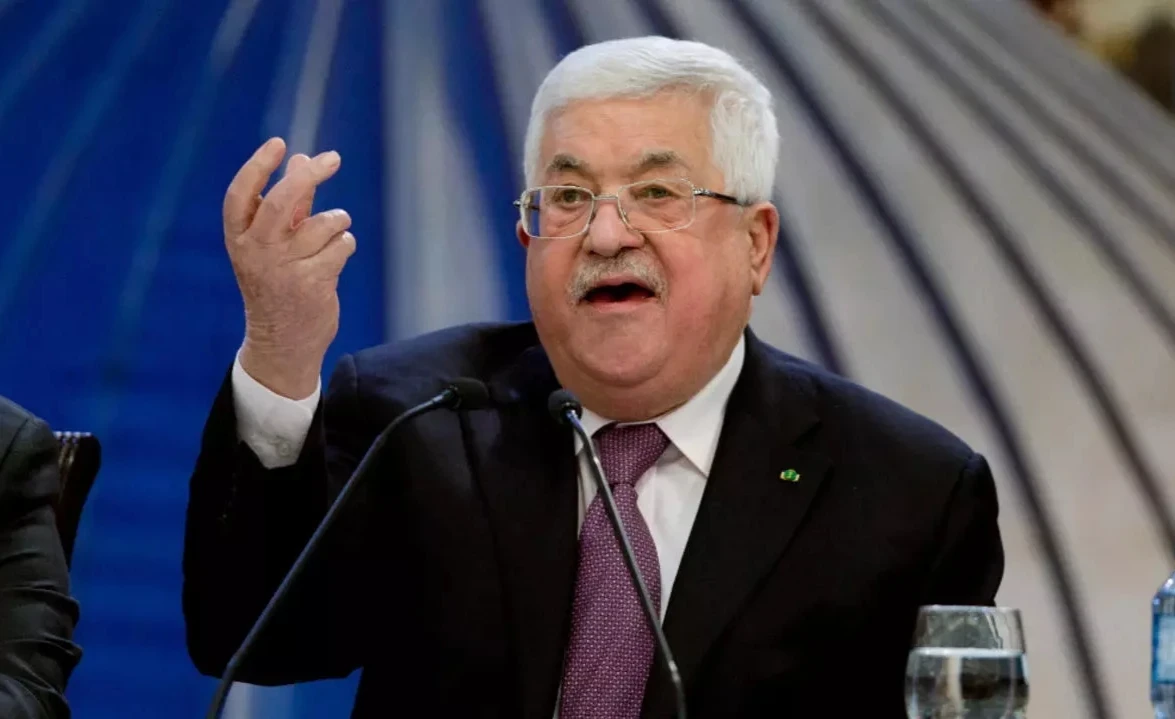 الرئيس الفلسطيني يتحدث عن رسالة وصلتهم من إسرائيل وواشنطن تخص الانتخابات.. ويوضح موقفه من المشاركة فيها