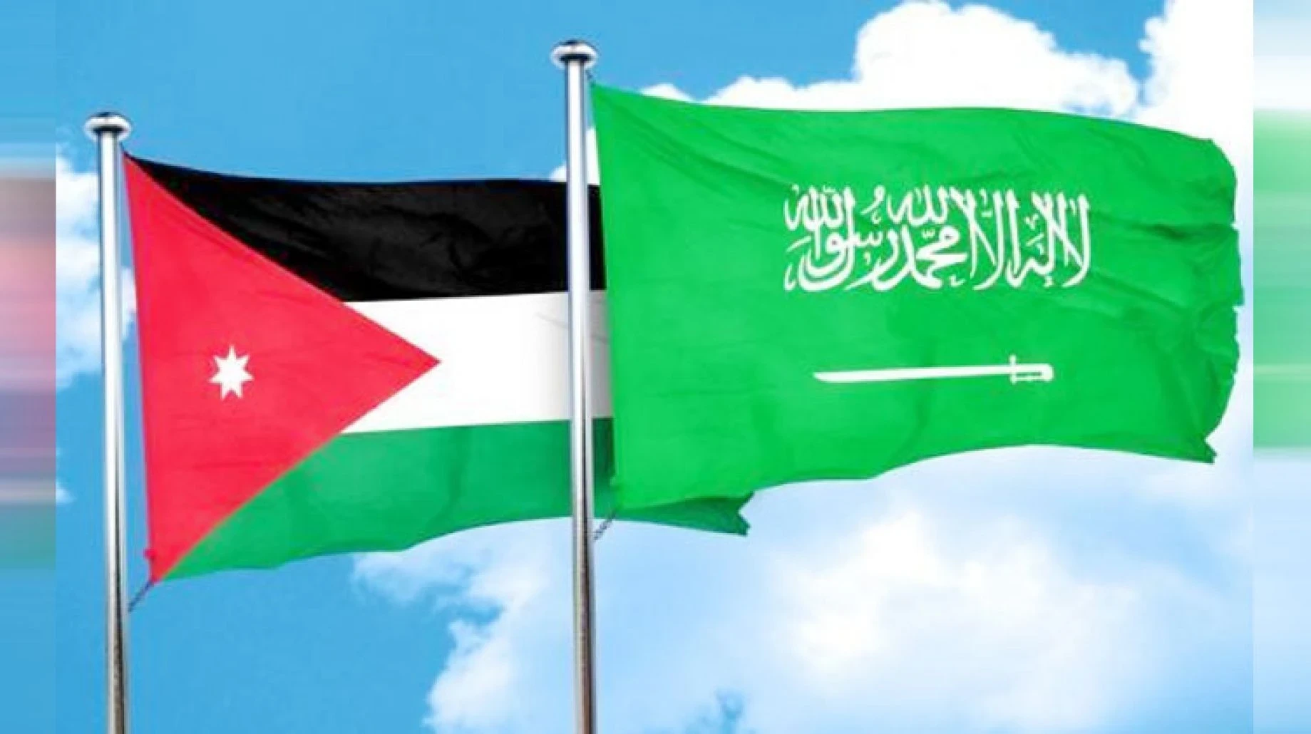 خادم الحرمين الشريفين يجري اتصالاً هاتفياً مع ملك الأردن حول الأحداث الأخيرة.. إليك التفاصيل