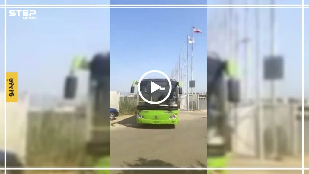 بالباصات الخضر.. الحكومة اللبنانية تطرد السوريين إلى مناطق سيطرة الأسد!! (فيديو)