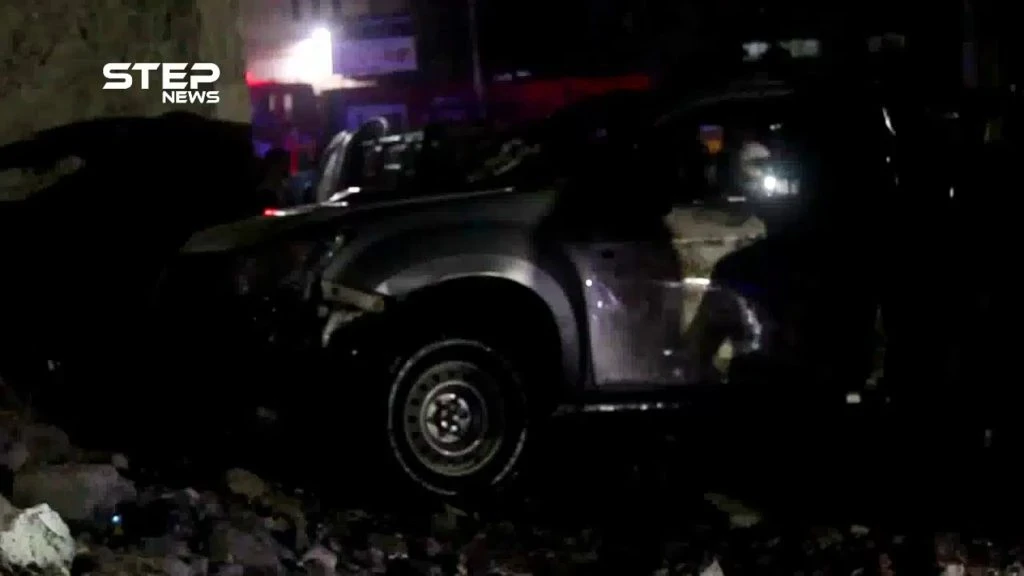شاهد ما خلفه انفجار عبوة ناسفة بسيارة في مدينة الباب بريف حلب ليلة أمس