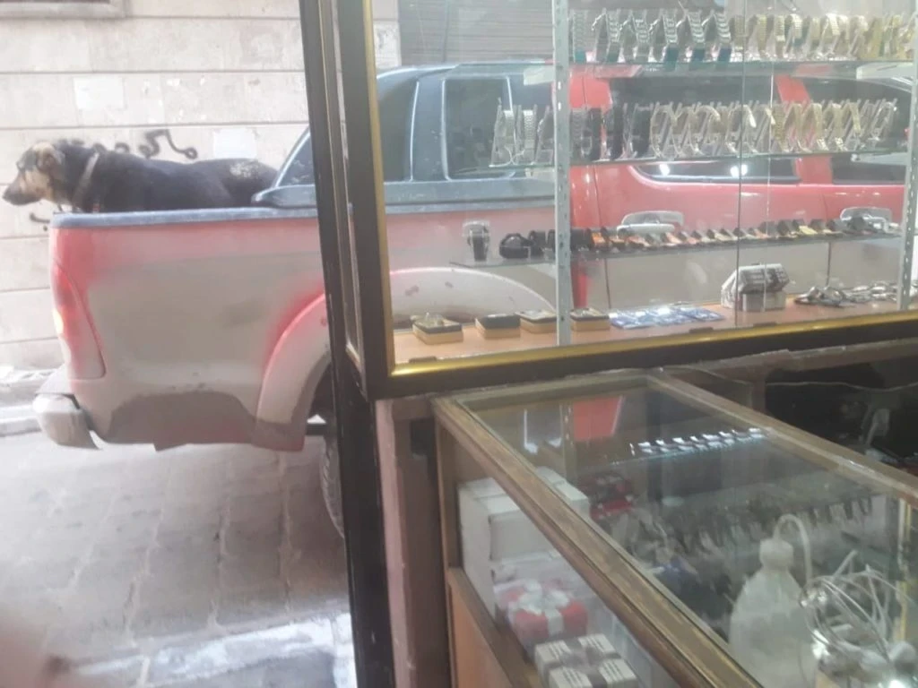 المعارضة تعتقل أحد عناصرها في مدينة الباب بريف حلب بسبب أغنية!!