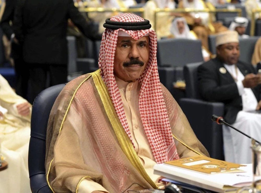 أمير الكويت يصدر مرسوماً بتشكيل الحكومة الجديدة