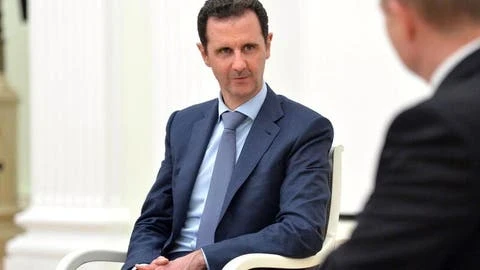بعد ميشال عون.. رئيس دولة عربية أخرى يتشجع ويهنىء بشار الأسد بفوزه في الانتخابات الرئاسية