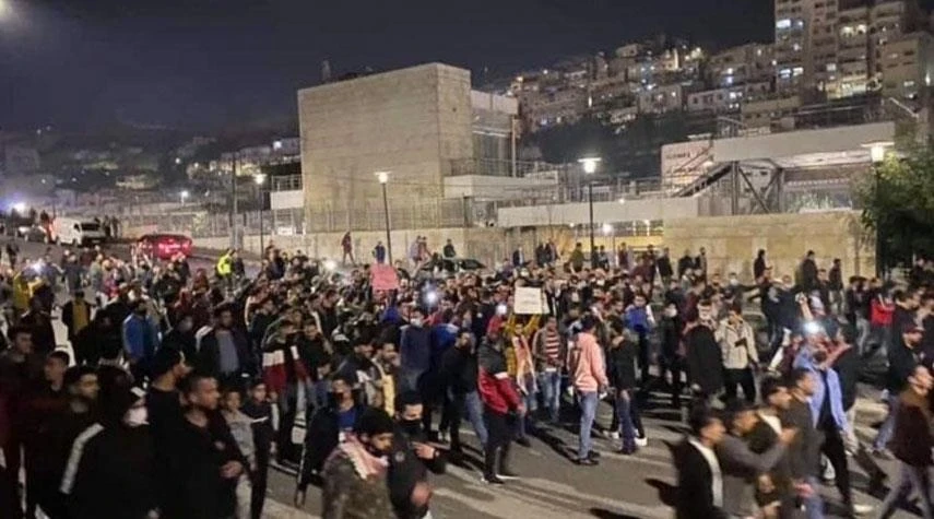 خروج عدة احتجاجات في الأردن تطالب بإسقاط الحكومة والأمير حمزة بن الحسين يصرّح