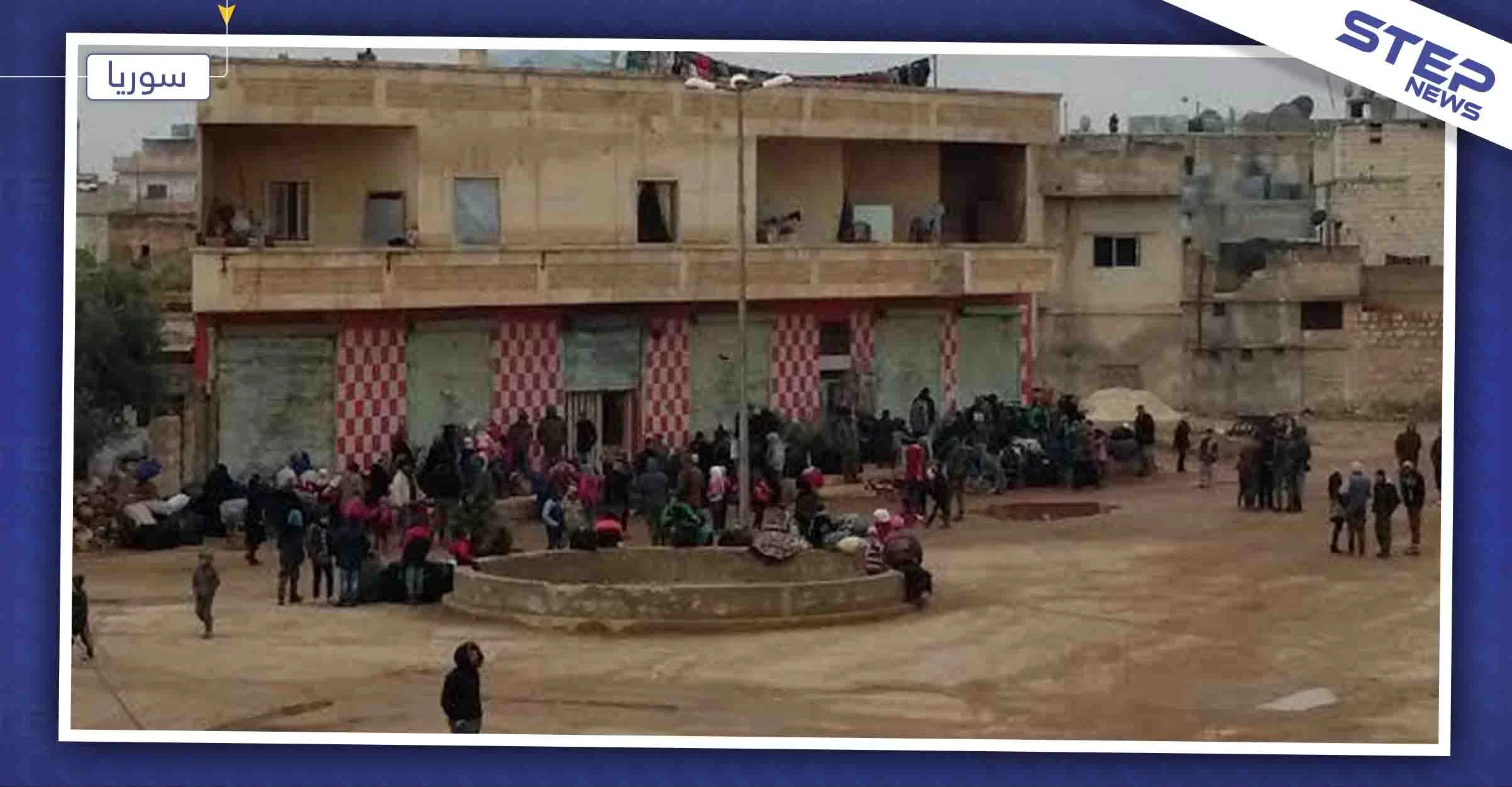 نازحي جنوب إدلب يصلون كفريا والفوعة.. ويخيمون بالطرقات والأراضي الزراعية