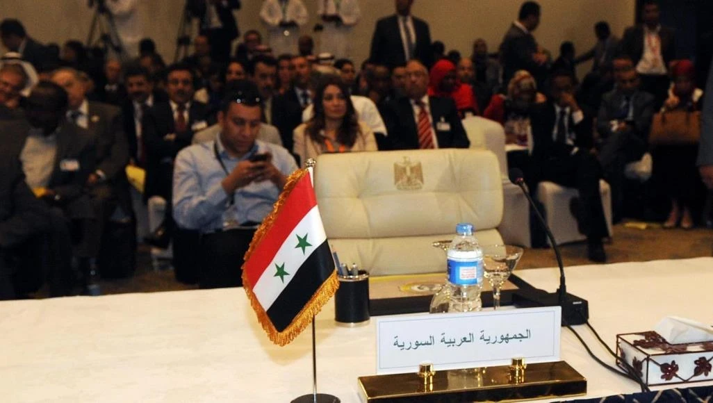 هيئة القانونيين لستيب: العرب شركاء الأسد بالجرائم إن أعادوا مقعده للجامعة