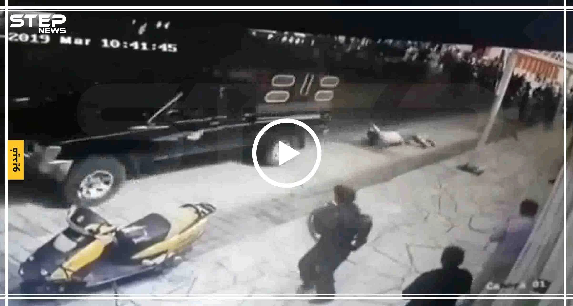 بالفيديو: فلاحون يسحلون عمدة قريتهم بالشاحنة لأنه لم يعبد لهم الطريق بالمكسيك