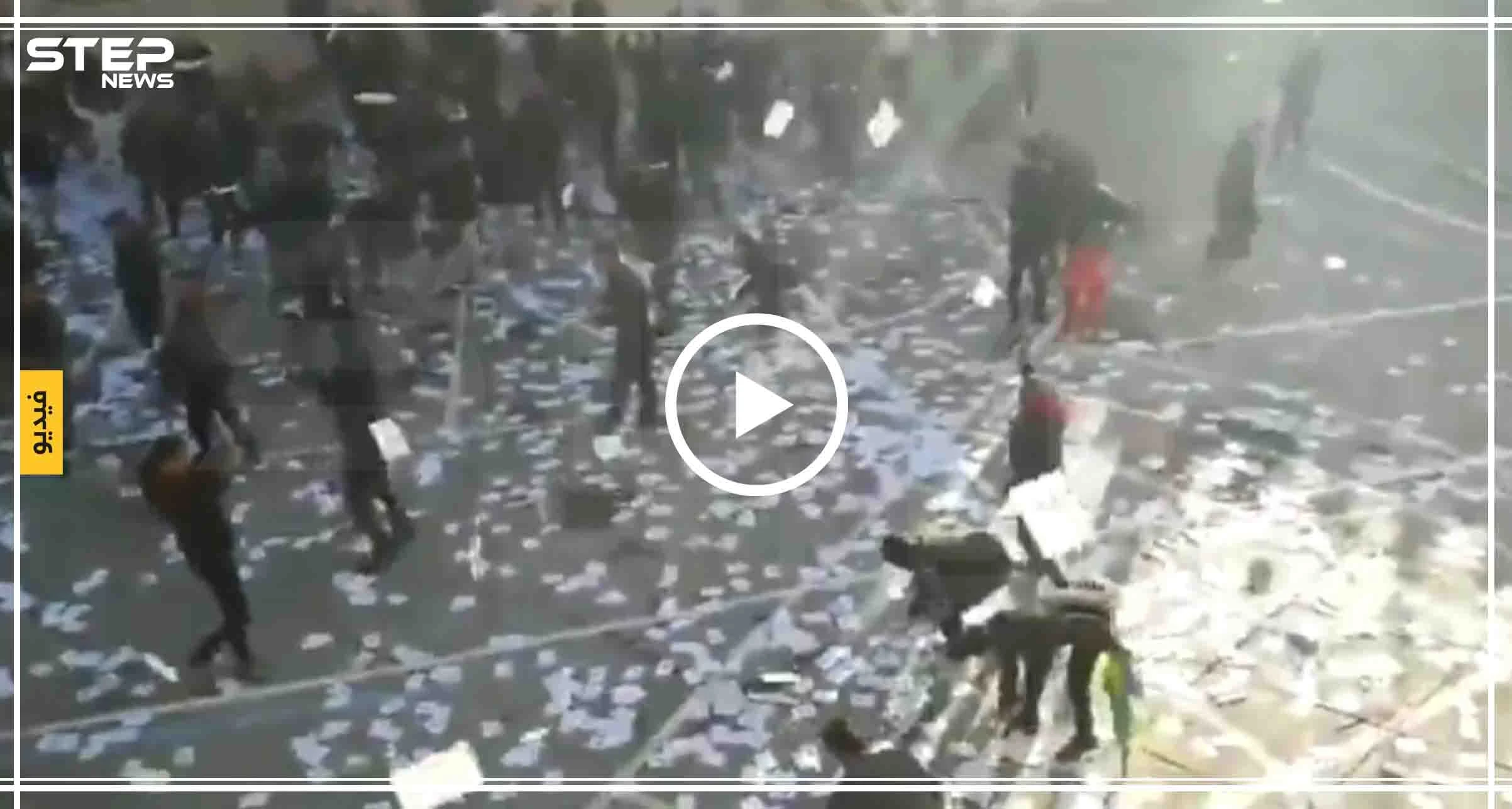 بالفيديو || انتخابات الجزائر.. انقسام حاد في الشارع ومحتجون يغلقون مراكزًا للتصويت