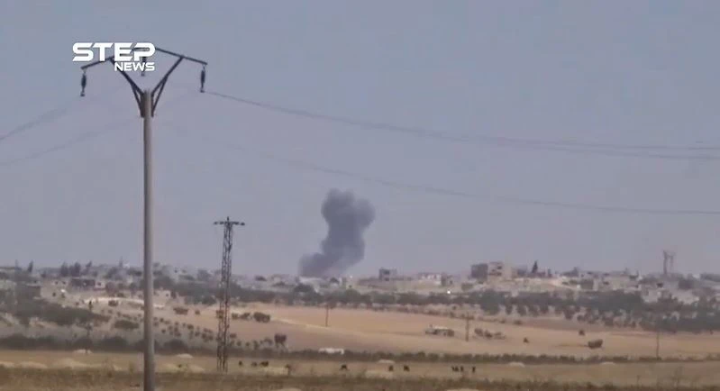 بالصواريخ العنقودية والفراغية .. الطيران الروسي يستهدف أطراف حيش و بابولين جنوب إدلب