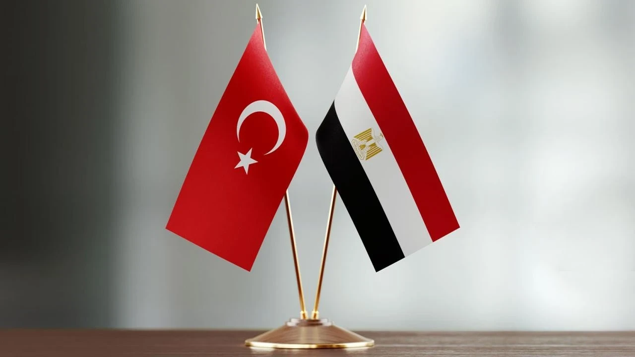تطور هام بالعلاقات التركية المصرية بعد رسالة وزير تركي إلى القاهرة