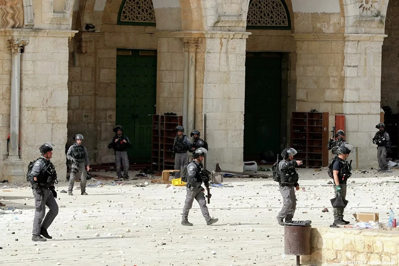 شاهد بالفيديو كيف أجبر صاروخ موجه مصدره غزة على إلغاء جلسة الكنيست وإثارة الذعر بين المستوطنين