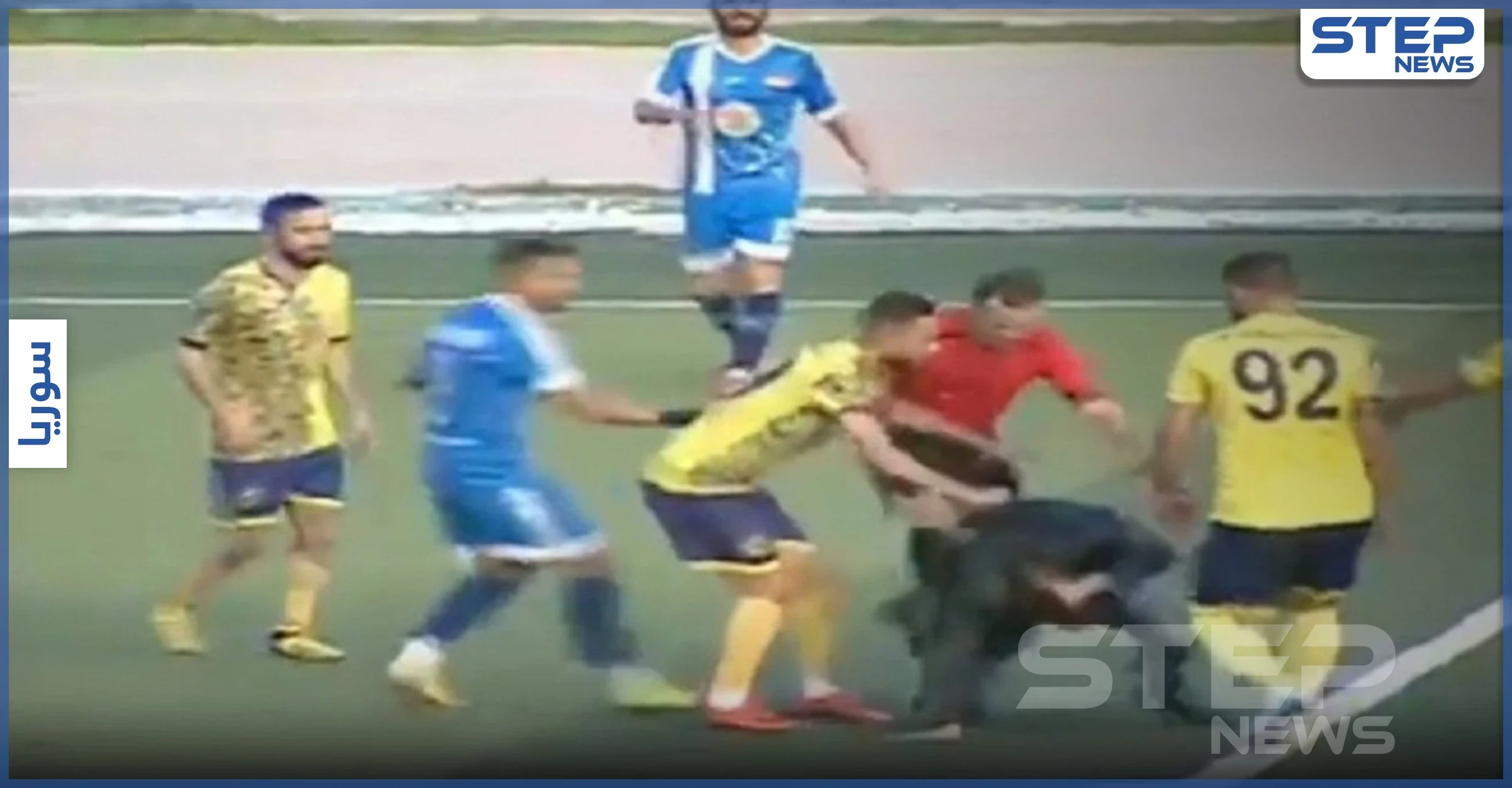 بالفيديو|| اقتحام الملعب وعراك داخله.. حكم مباراة جبلة وحرجلة يوقف اللعبة قبل نهايتها