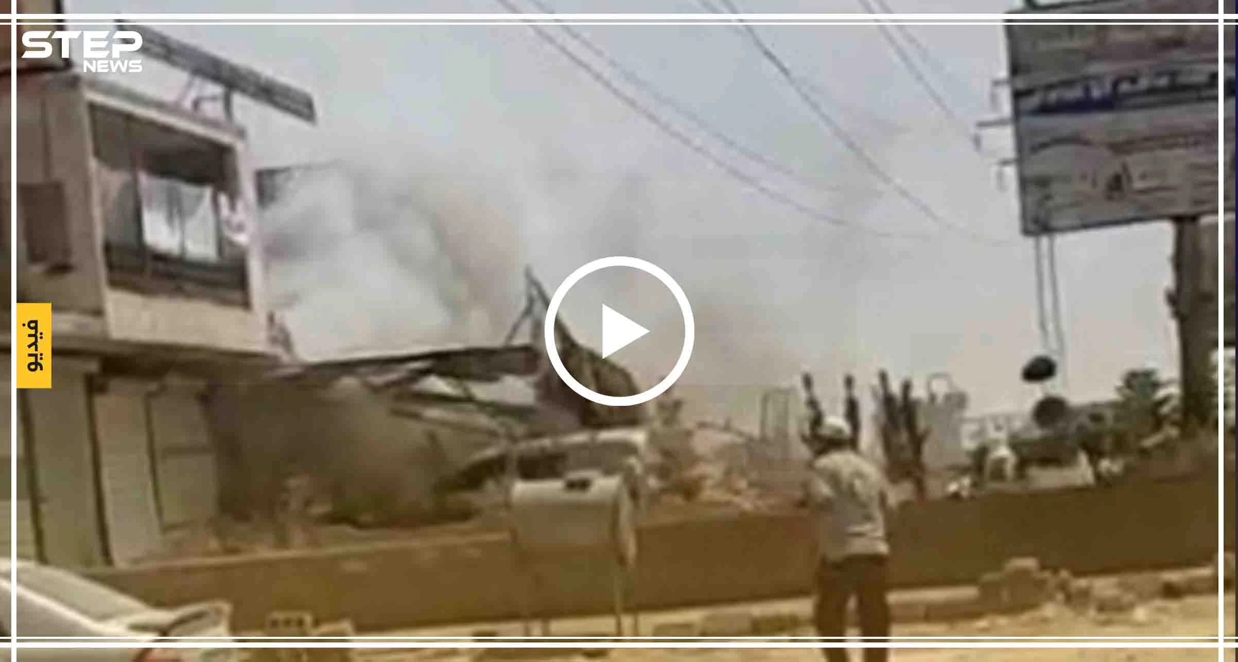 شاهد بالفيديو: اللحظات الأولى لانفجار مستودع ذخيرة بمدينة الدانا جنوبي إدلب