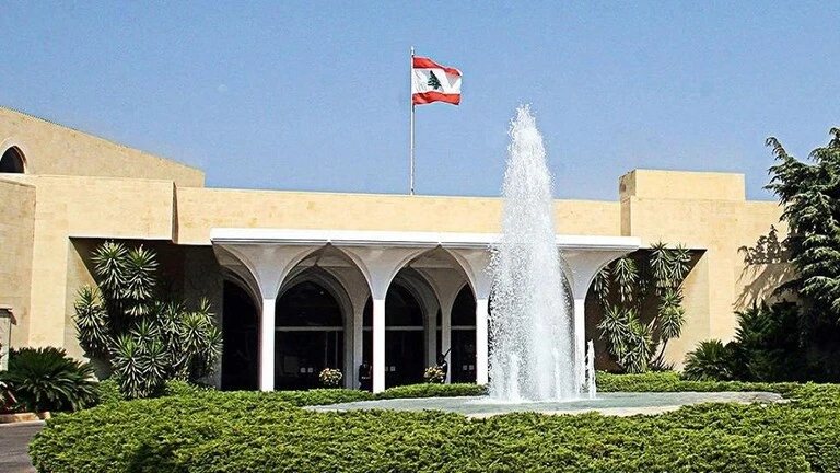 عودٌ على بدء.. الرئاسة اللبنانية تحدد موعداً للاستشارات النيابية لتكليف رئيس جديد للوزراء خلفاً للحريري