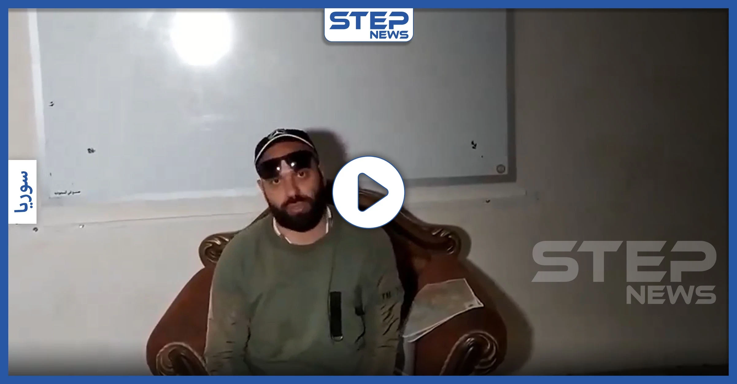 بالفيديو|| إعلامي موالي من على كرسي "الجولاني" يشتم المعارضة ويتوعد بطردها حتى الحدود التركية