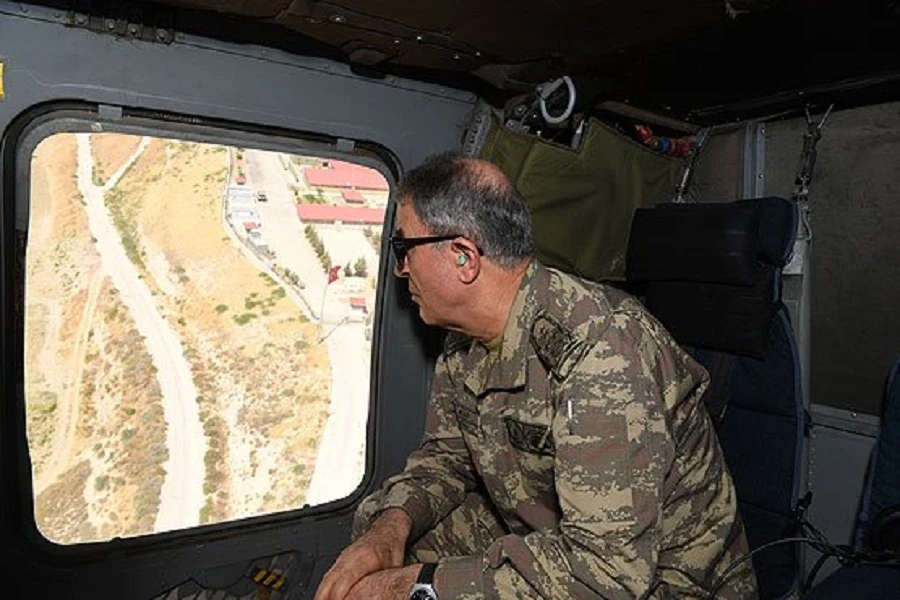 "أردوغان" يتعهد بحل الملف السوري تفاوضياً أو ميدانياً بعد انتخابات الغد