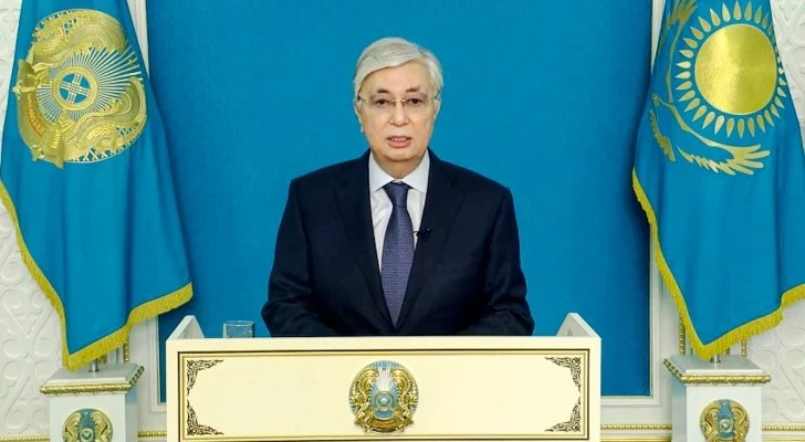 رئيس كازاخستان يعلن موعد انسحاب قوات حفظ السلام من بلاده ويعين رئيس حكومة جديد