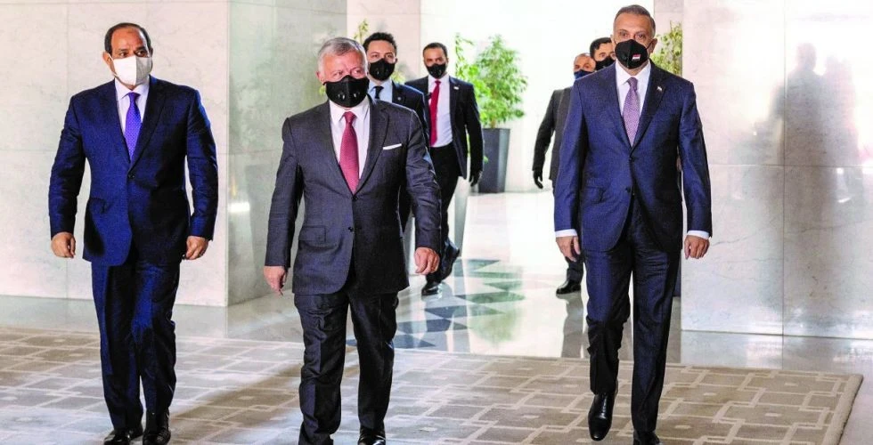السيسي في بغداد كأول رئيس مصري يزورها منذ 30 عاماً وقمة ثلاثية منتظرة هناك