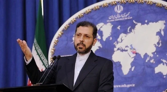 إيران تدعو فرنسا لعدم عسكرة المنطقة وتشير إلى مجريات المفاوضات النووية