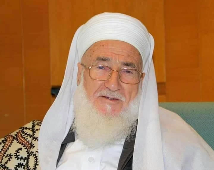 ‏وصف بشار الأسد بـ"مسيلمة الكذاب".. وفاة العلامة الشيخ محمد علي الصابوني عن عمر يناهز 91 عاماً