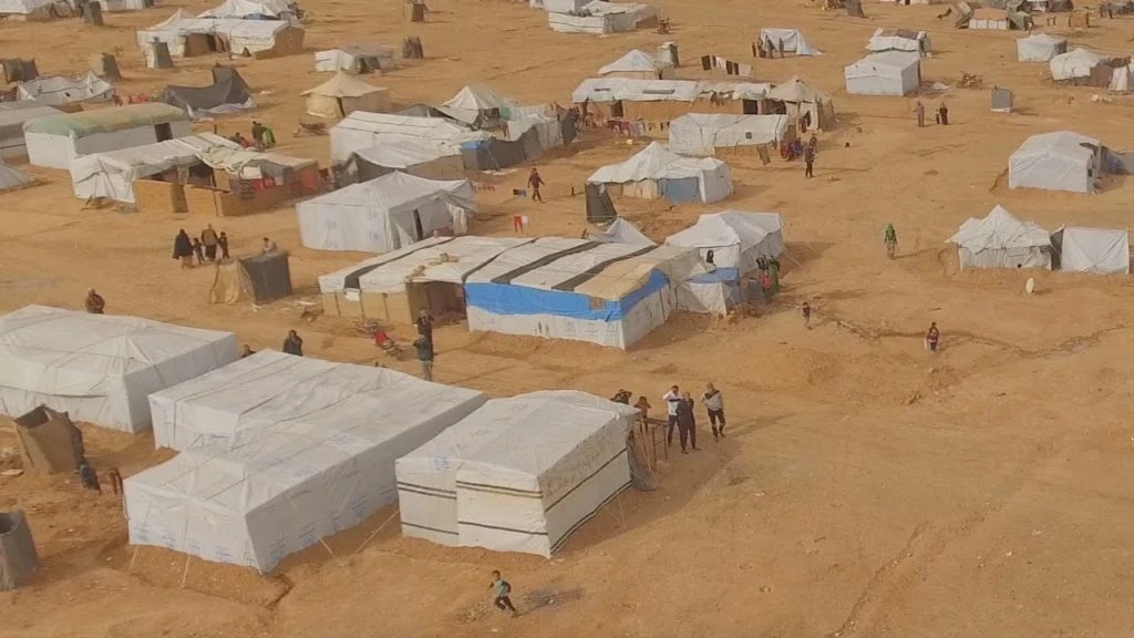 وفاة رضيعة بمخيّم الركبان، وتسجيل حالات عودة للنازحين بسبب تردّي الأوضاع