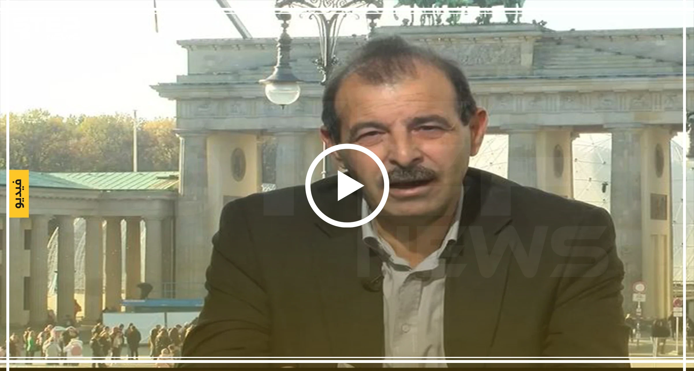 بالفيديو|| محامٍ سوري يكشف عن أسماء "مجرمين" باللجنة الدستورية، بينهم قيادي بالمعارضة