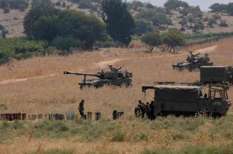 إسرائيل تقصف مزارع شبعا جنوب لبنان وأصوات انفجارات داخل الجولان