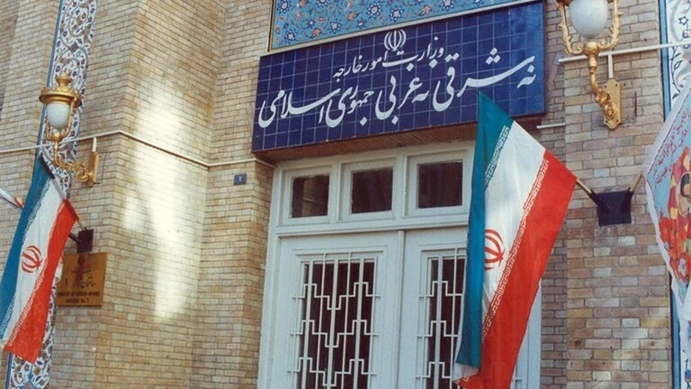 إسرائيل تتسبب بتصعيد كبير بين بريطانيا وإيران واتخاذهما خطواتٍ متبادلة