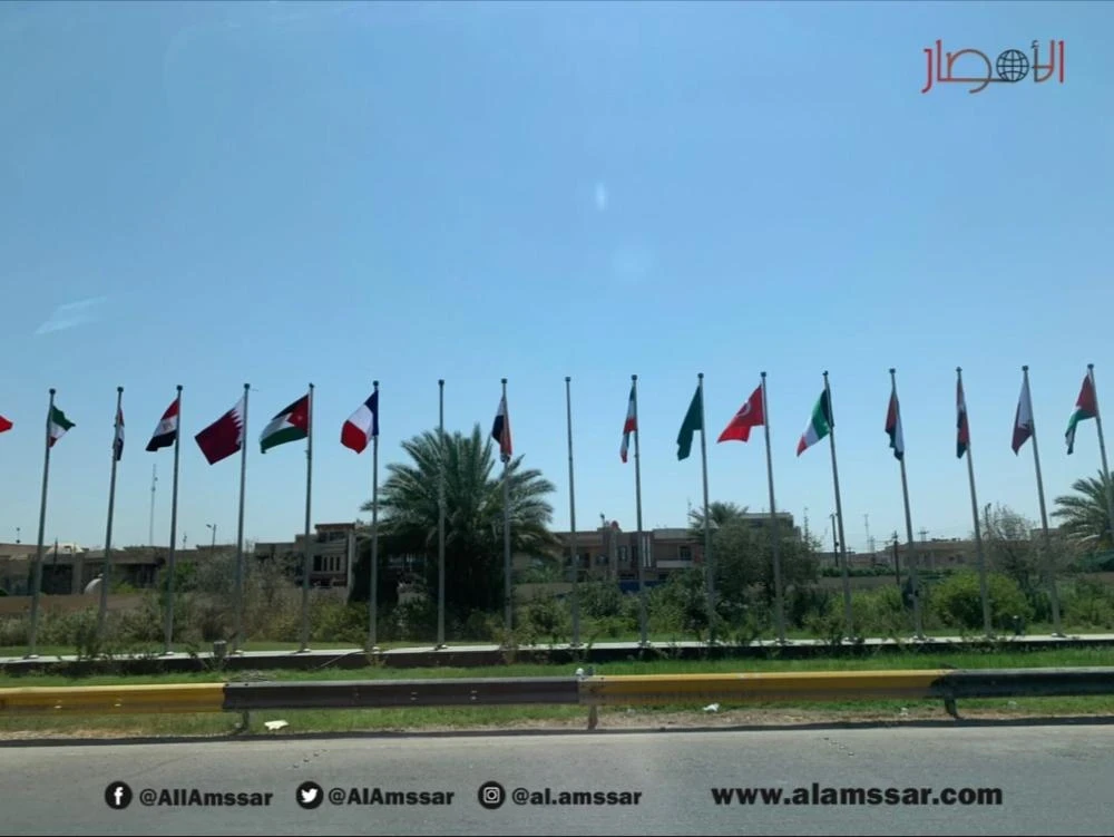 قادة ووفود الدول المدعوة للمشاركة في مؤتمر قمة بغداد تصل تباعاً إلى العراق