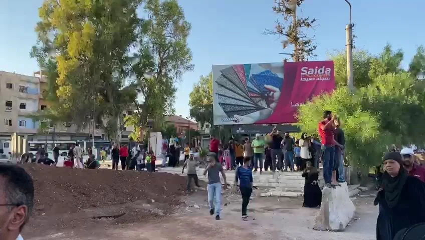 اتفاق جديد بين أهالي درعا والنظام السوري برعاية روسية وأولى قوافل التهجير تنطلق للشمال السوري (فيديو)