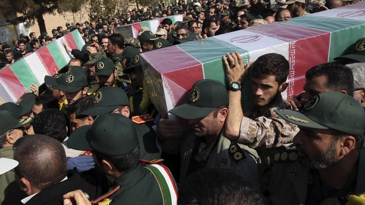 مقتل 3 من عناصر الحرس الثوري الإيراني في اشتباكات مع مسلحين جنوبي إيران