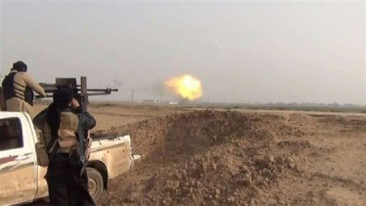 إسقاط طائرة استطلاع لقسد شرقي ديرالزور، وازدياد عمليات السطو غربها