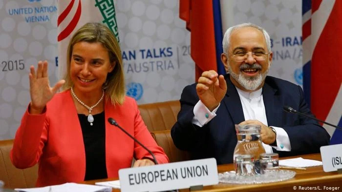 صحيفة أمريكية تكشف نقطة الخلاف الإيرانية الأمريكية في فيينا وتجهيز مسودة اتفاق من 20 صفحة