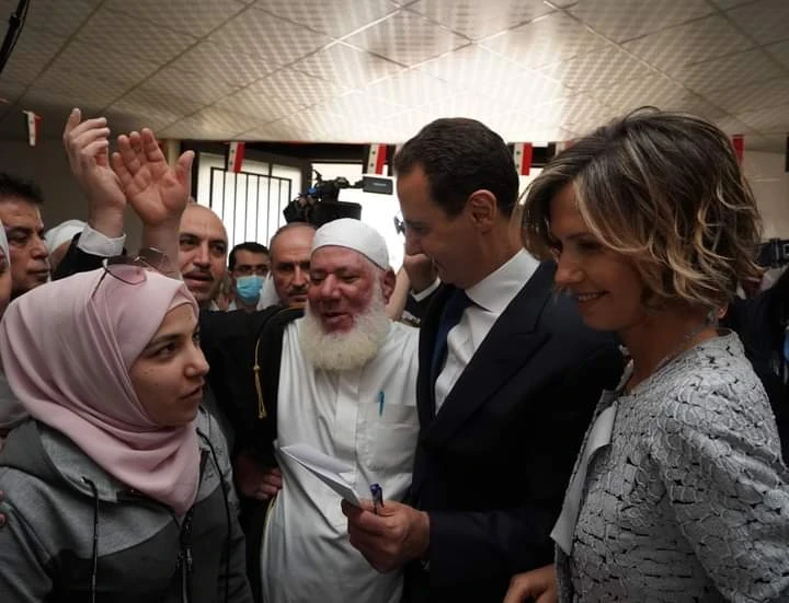 بشار الأسد يصرّح موصلاً رسالة بعد إدلائه بصوته في الانتخابات الرئاسية السورية (صور)