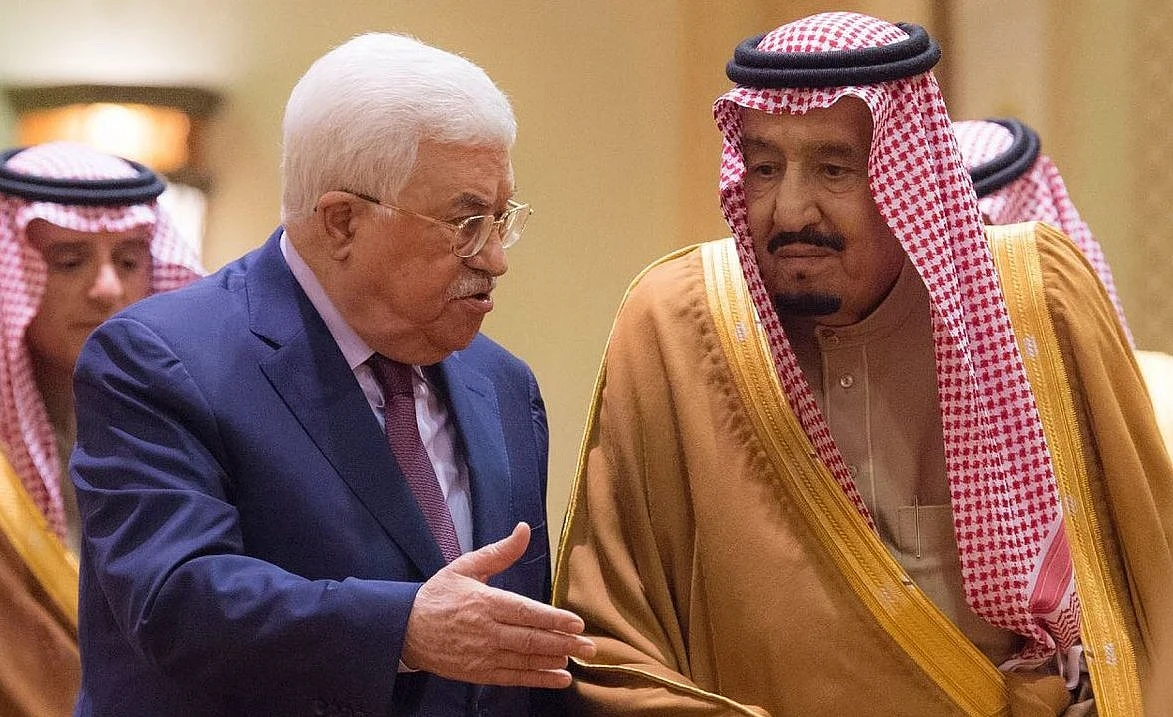 العاهل السعودي الملك سلمان بن عبدالعزيز يتصل بالرئيس الفلسطيني ويكّلف وزير خارجيته بأمر فوري