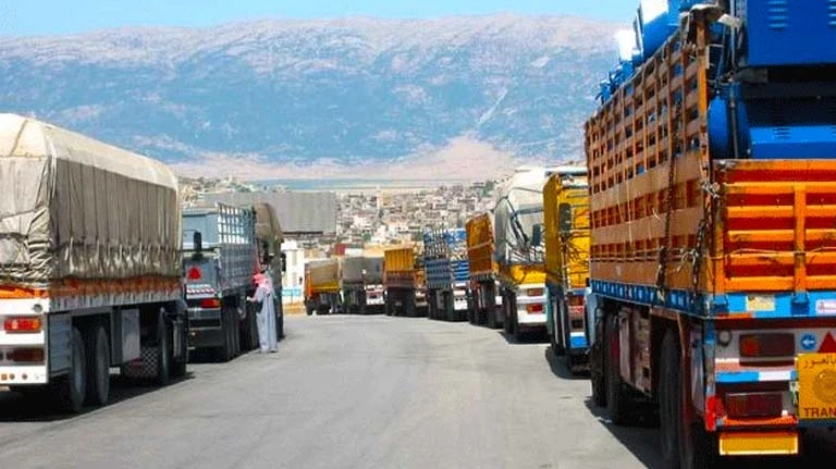 التوصل لاتفاق حول مشكلة الشاحنات العالقة على الحدود السورية الأردنية