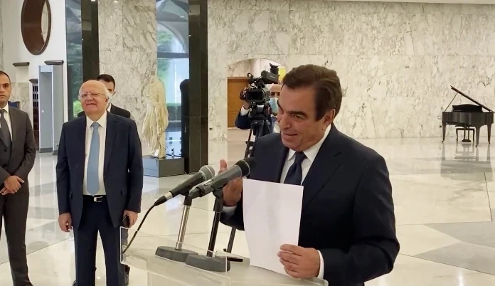 بالفيديو|| رد فعل جورج قرداحي في أول مؤتمر صحفي له كوزير على صحفية سألته سؤالاً حساساً