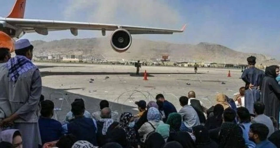 داعش يتبنى تفجيرات كابل وطالبان تصدر بياناً