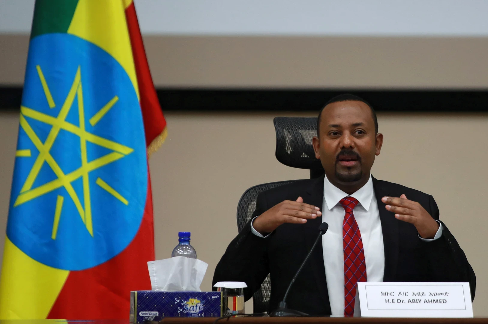 آبي أحمد يخاطب الشعبين المصري والسوداني بشأن تعبئة سد النهضة