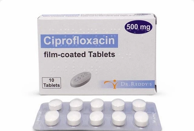 أهم استخدامات ومخاطر دواء سيبروفلوكساسين Ciprofloxacin